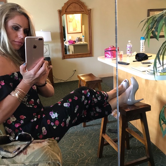 Floral one piece - Picture 2 of 3